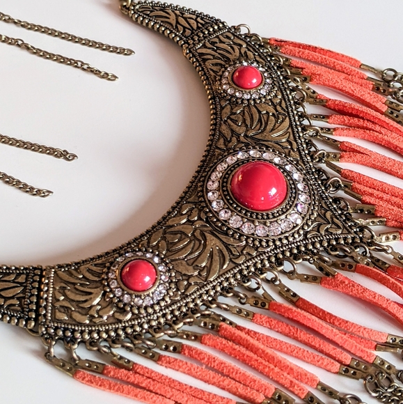 Anthropologie Antique Waterfall Statement Jewelry Set for Women and Girls - Picture 4 of 12